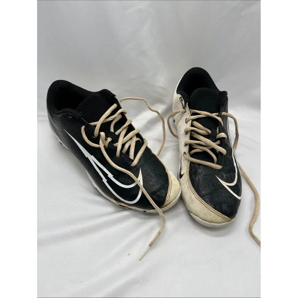 Nike Vapor Ultrafly 4 Keystone Black and White Baseball Cleats